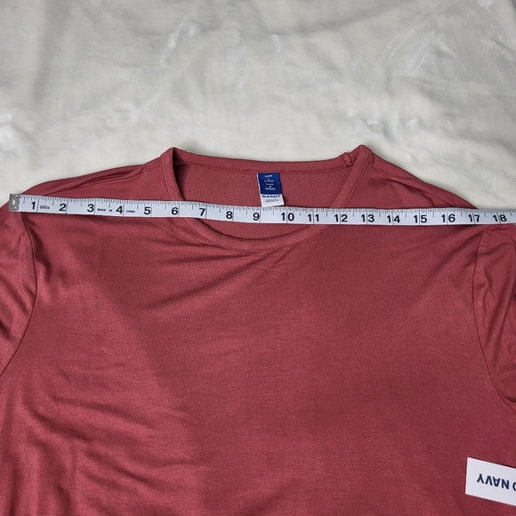 Old Navy Luxe Long Sleeve Top in Dusty Rose. Size Large Petite - Picture 8 of 10